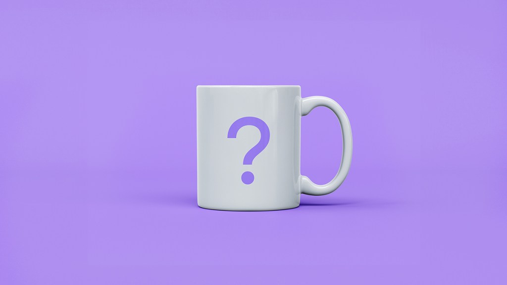 Una taza de color blanco flota sobre un limbo morado Nu mientras muestra un símbolo de interrogación que recuerda qué es un rendimiento financiero