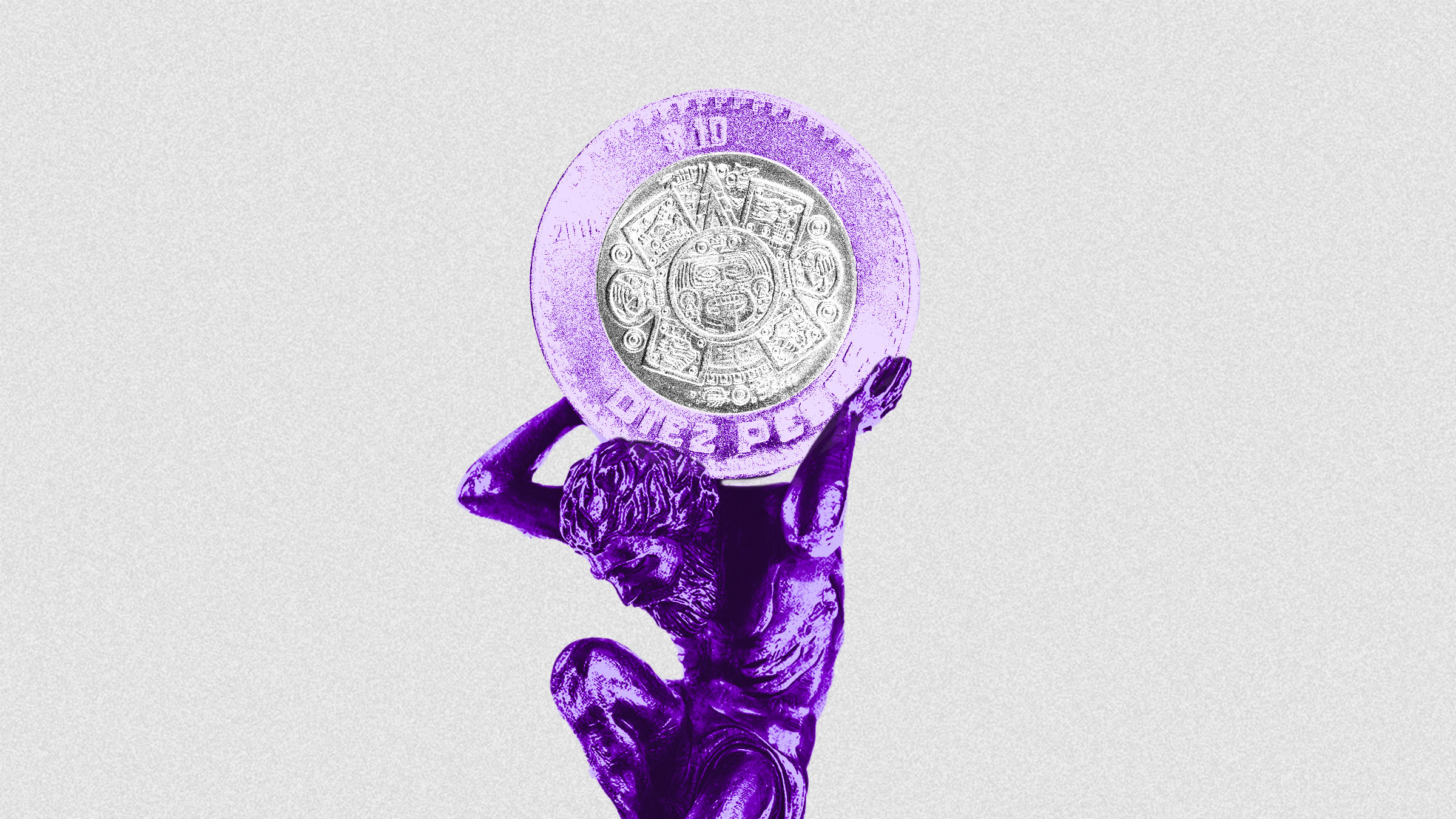 una estatua color morado metálico de un antiguo dios griego sostiene una moneda de 10 pesos mexicanos planteando la situación de vivir endeudado