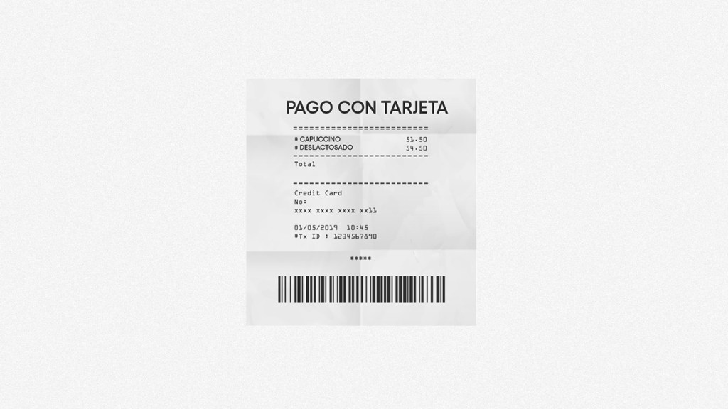 un ticket de compra impreso en papel se presenta desdoblado frente a un fondo blanco para resolver la pregunta: qué pasa si no uso mi tarjeta de crédito