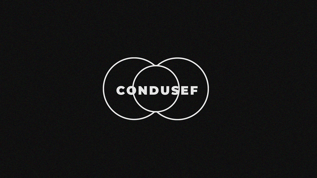 logotipo en color blanco contra fondo negro advierte sobre herramienta de Condusef para prevenir el fraude financiero